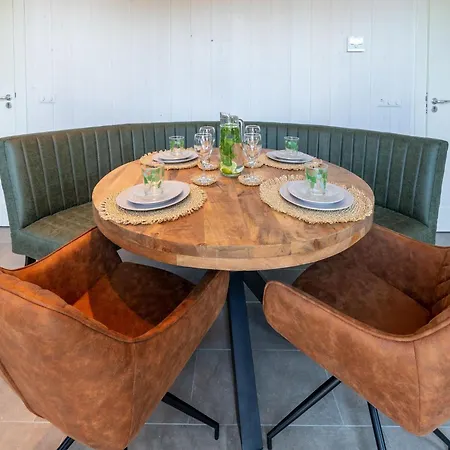 Prázdninový dům In With Wellness