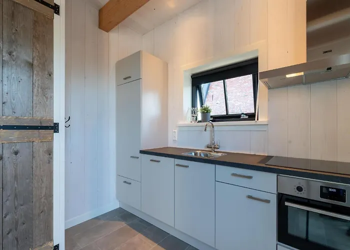 In With Wellness 펜션 *