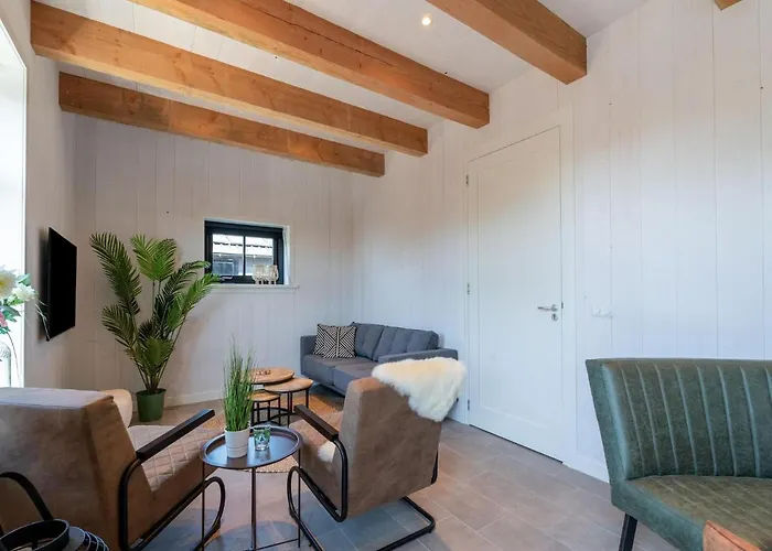 펜션 In With Wellness