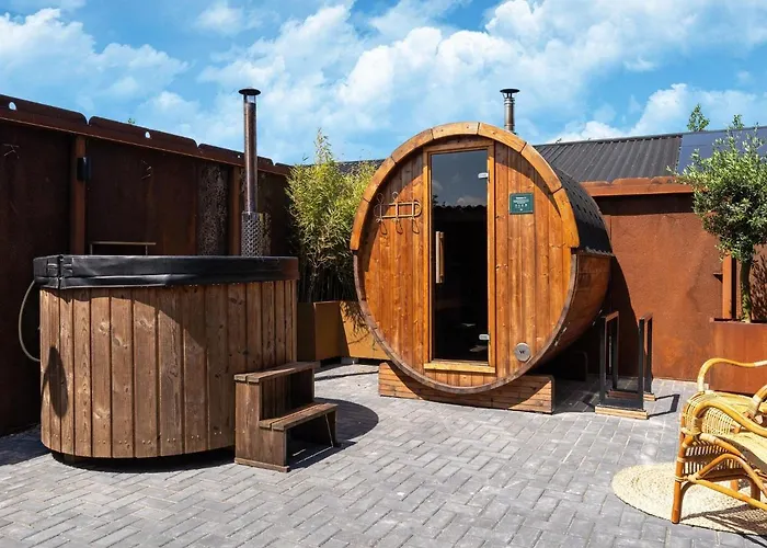 펜션 In With Wellness 칼란트소그