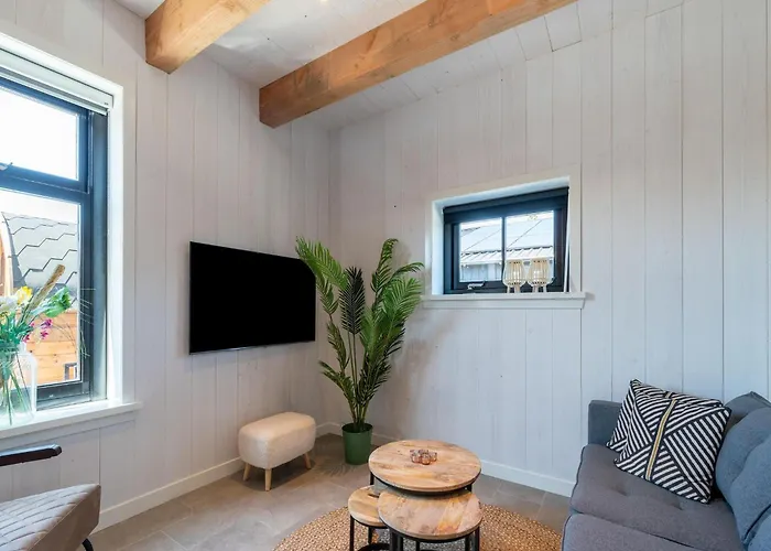 In With Wellness 펜션 *